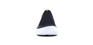 OOFOS WOMEN'S OOMG EEZEE LOW White/Black - รองเท้าเพื่อสุขภาพ นุ่มสบาย