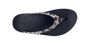 OOFOS OOlala Luxe Cheetah Limited - รองเท้าเพื่อสุขภาพ นุ่มสบาย